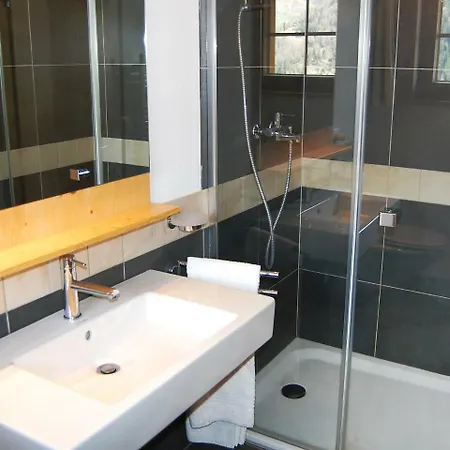 Chalet Chalet Les Fougeres *